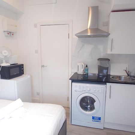 Comfort Camden Studio Apartments Лондон Екстериор снимка