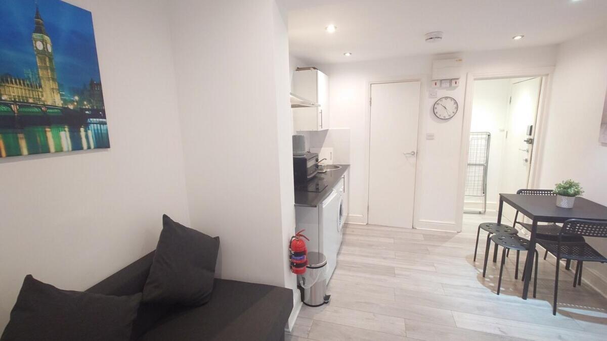Comfort Camden Studio Apartments Лондон Стая снимка