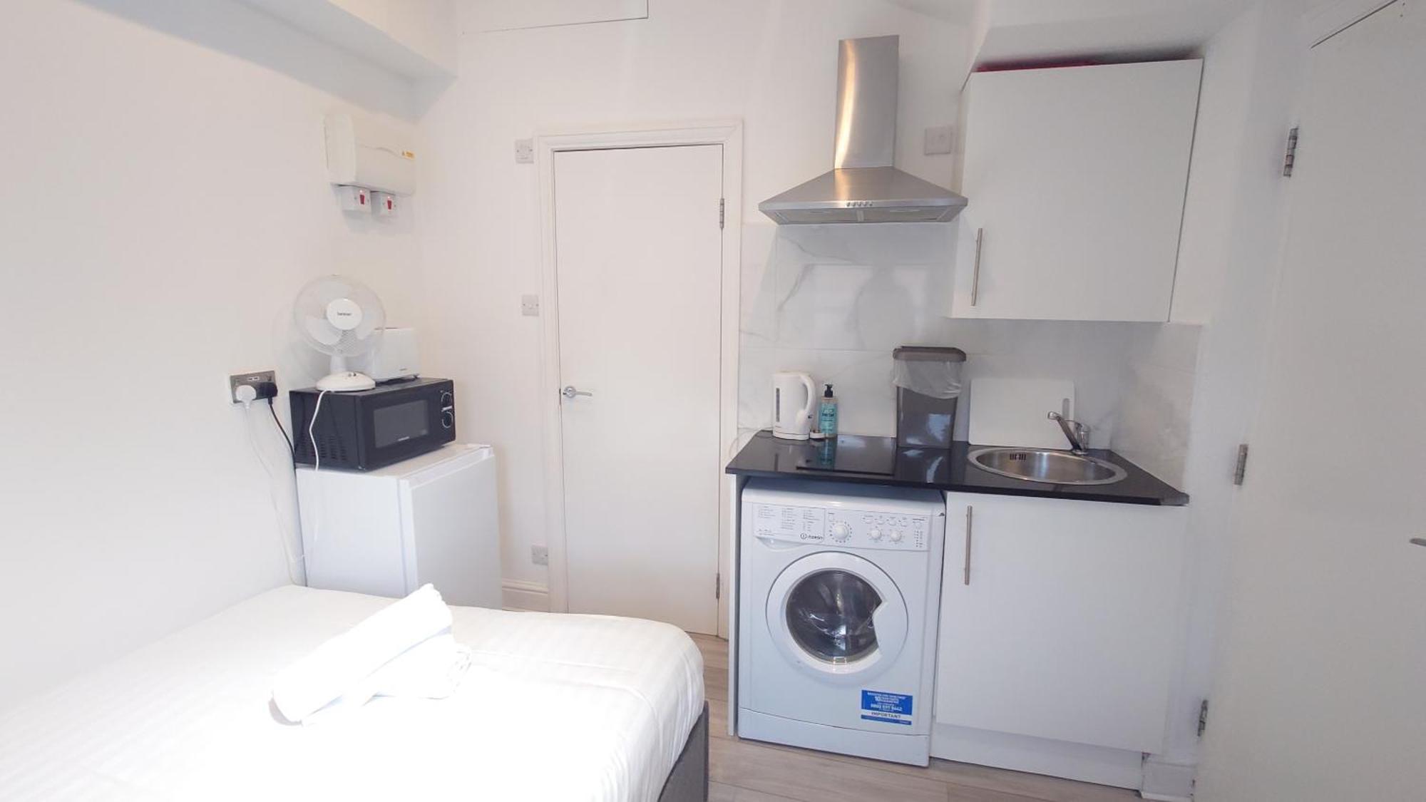 Comfort Camden Studio Apartments Лондон Екстериор снимка